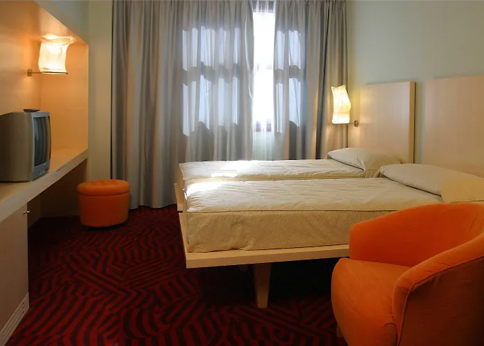 ホテル アビタルト 4*