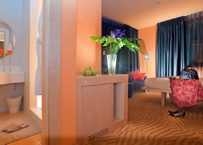 贝斯特韦斯特亚比塔特酒店 酒店 4*