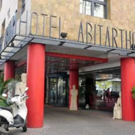 Abitart Hotel 4*