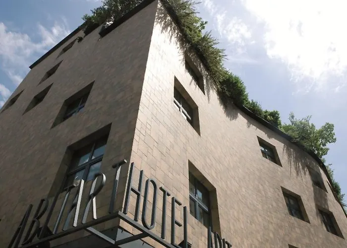 贝斯特韦斯特亚比塔特酒店